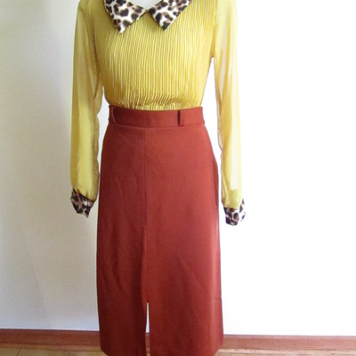 Brick red  - Thumbnail 4