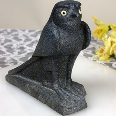 Egyptian falcon bird statue eg05