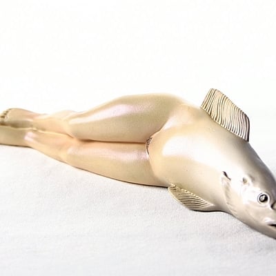 Woman body with fish head surrealist statue by rene magritte mag03 - Thumbnail 3