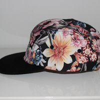 Hawaii Floral Print Heaven 45 5 Panel Hat - Thumbnail 1