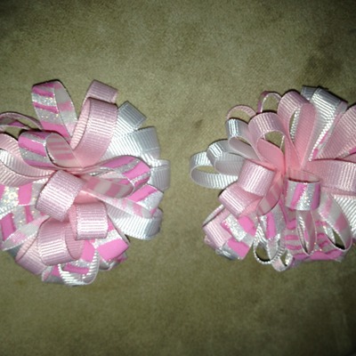 Loopy bows