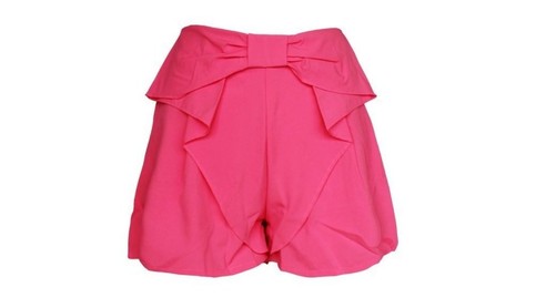 Bow Front Short