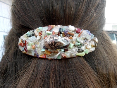 Gem Gravel Hair Clip w/Geode piece