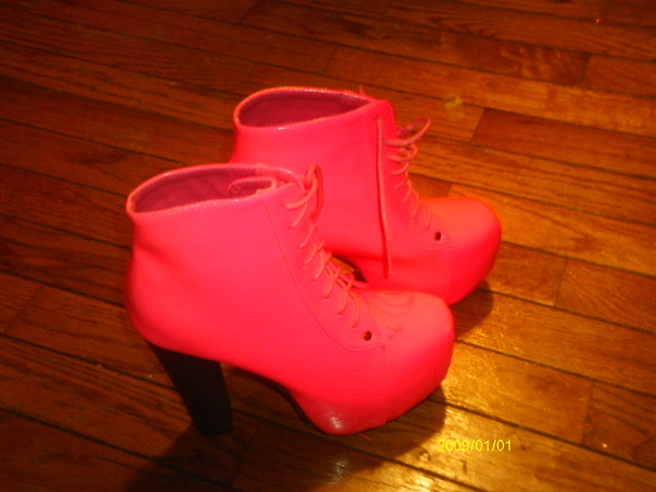 Peach Highlighter Patent Boot