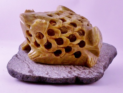 Undercut Soapstone Medium Frog Statue Carving