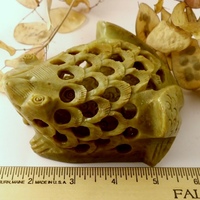 Undercut Soapstone Medium Frog Statue Carving - Thumbnail 3