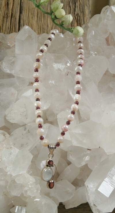 Freshwater Pearl, Red Garnet and Rainbow Moonstone
