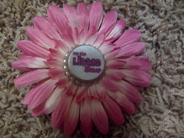 4" Flower with Bottlecap Center 