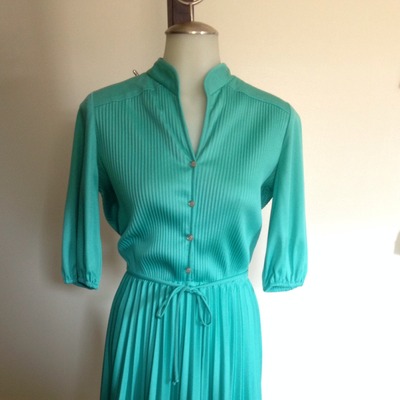 Green pleated skirt dress - Thumbnail 1