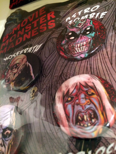 B-movie Monster Madness 4 Button set