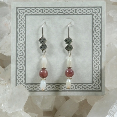 Muscovite and opal earrings - Thumbnail 5