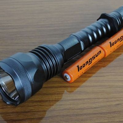 Super bright long range 850lm cree t6 led flashlight waterproof camping hunting hiking fishing working outdoor led torch t603