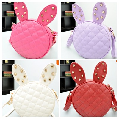 Rabbit ears purse 