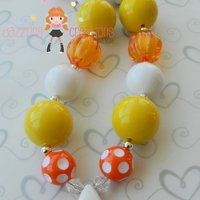 Candy Corn Halloween Chunky Necklace and Hair Bow/Perfect Photo Props/Costumes - Thumbnail 1