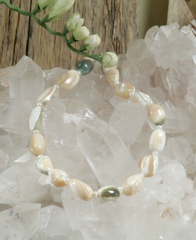 Natural Mother of Pearl and Freshwater Pearl Necklace