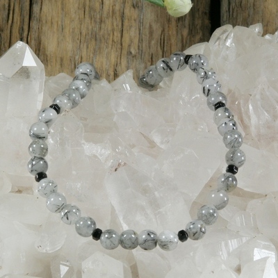 Tourmalated quartz and onyx necklace
