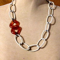 White O ring Chain with 2 burgundy and black - Thumbnail 1