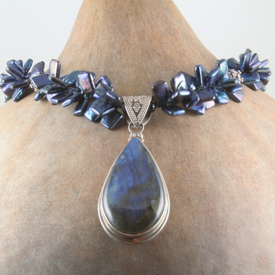 Indigo pearls and labradorite (spectralite) pendant - Thumbnail 5