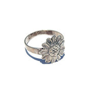 Vintage Daisy - Thumbnail 1