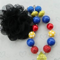 Snow White Inspired/Chunky Necklace/Bubblegum Beads/Girls Jewelry/Hair Clip/Halloween - Thumbnail 4