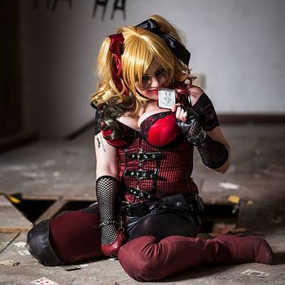 Harley quinn papercube (biting joker) a4 signed print