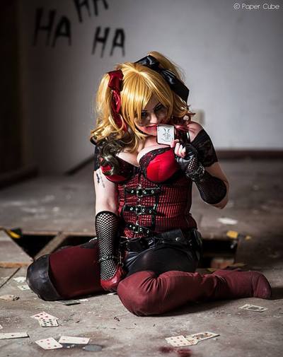 Harley Quinn PaperCube (Biting Joker) A4 Signed Print