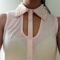 (New with tags) Silence + Noise (Urban Outfitters) Cut Out Button Down - Thumbnail 1