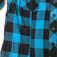 Black/Blue Plaid Button Down Shirt - Thumbnail 3