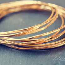 gold skinnies - hammered 14K goldfill bangles. stacking bangles. gold bracelets.