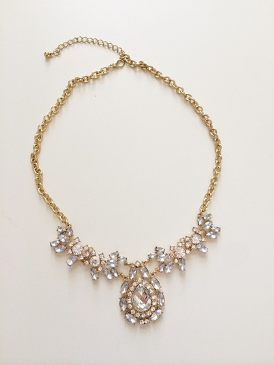 Sparkled Teardrop Statement Necklace