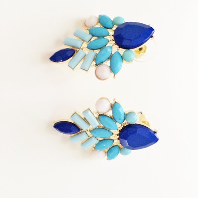 Pave statement earring