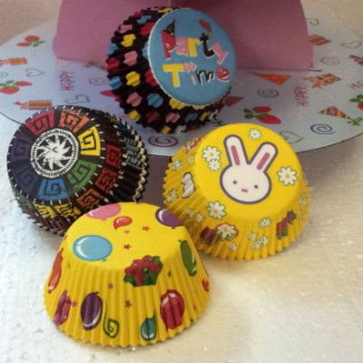 Paper cupcake baking cup liners 100 count set assorted design good for cupcake
