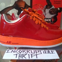 Seamless Nike Air Force 1s - Thumbnail 1