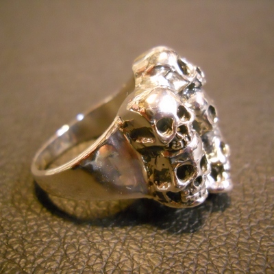 Pile of skulls skull ring