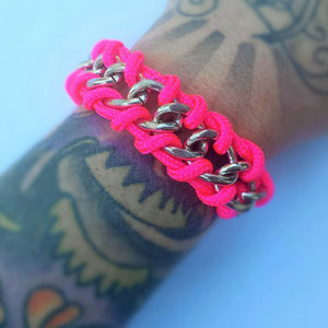 Pink chain bracelet / cord and chain bracelet / chain bracelet / neon pink cord / chunky bracelet / arm candy / stacking bracelet / bff - Thumbnail 1