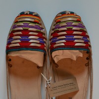 Size 38 US 7.5 Women's Caites - Thumbnail 2