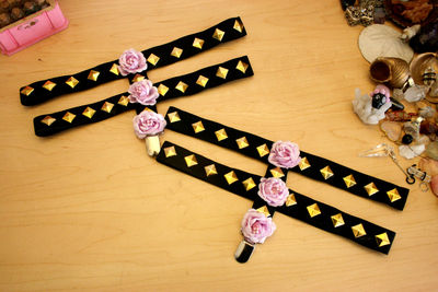 Rose garter straps ♥
