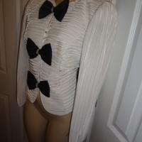 Vintage Leslie  White/Black Bow Tie Blouse Size L - Thumbnail 2