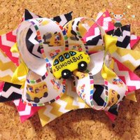 Custom/Back to School/Boutique Hairbow/Girls Jewelry/Photo Props/Girls Hair Bows/School Bus - Thumbnail 1