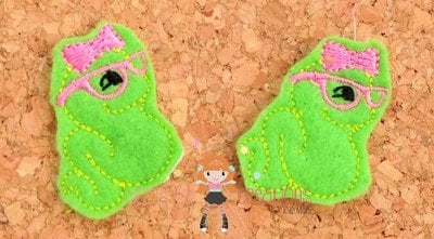 Custom/back to school/boutique hairbow/girls jewelry/photo props/girls hair bows/book worm