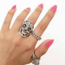 Skull silver ring
