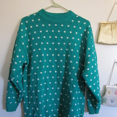 Polka dot jumper 