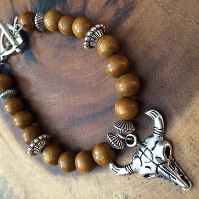 Wild child bracelet in chestnut