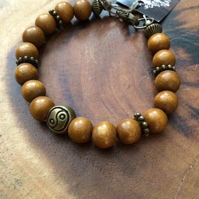 Equilibrium bracelet in chestnut