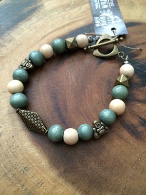 Awakening Bracelet in Grey Mix