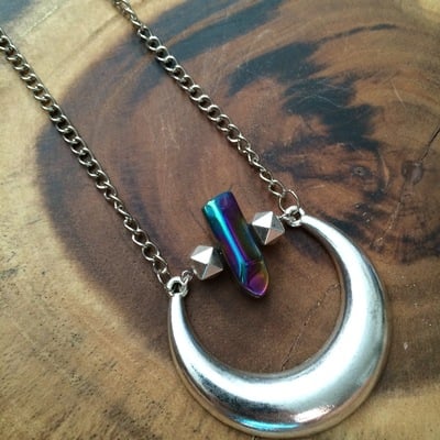 Luna aura necklace in silver