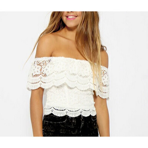 Flounced lace boat neck top Off-shoulder