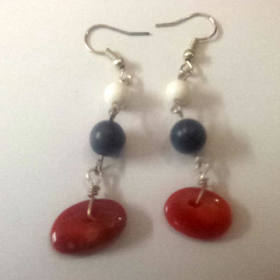 Natural red coral w/ white & black bead dangle fashionable silver metal earring
