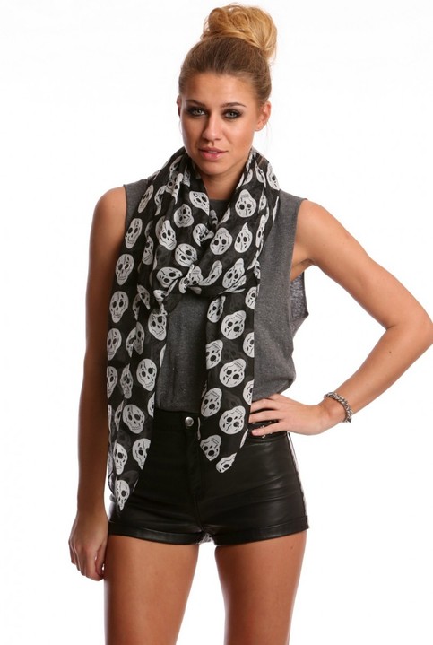 Skullie Scarf