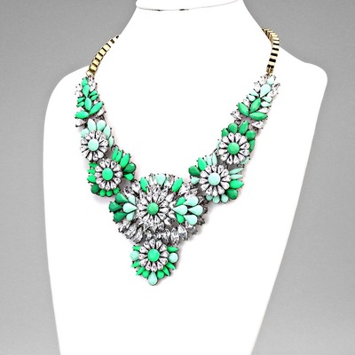 Amalfi Mint Floral Necklace